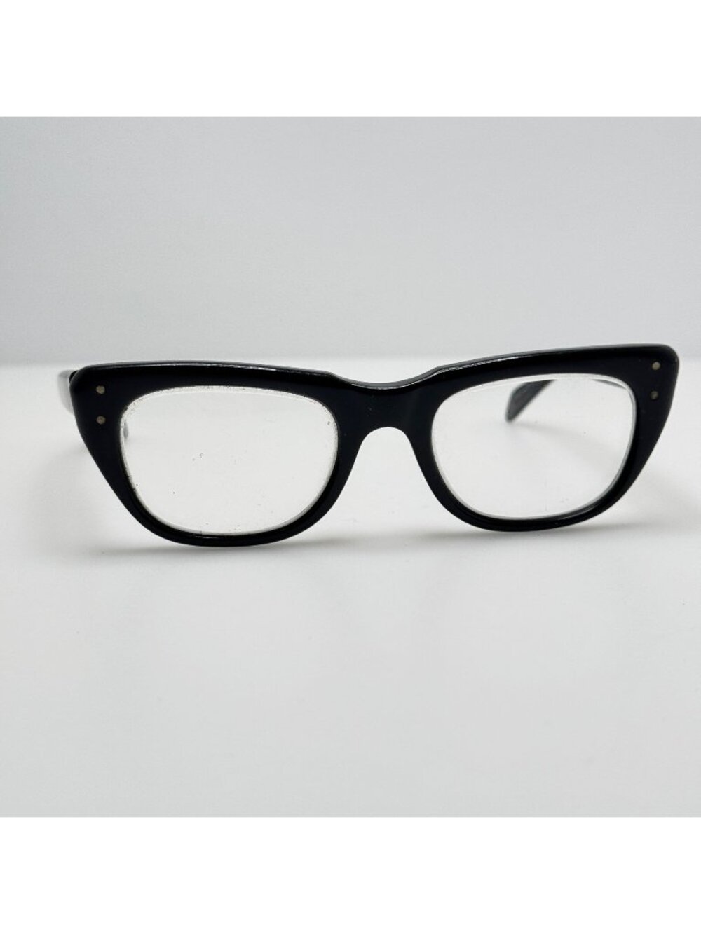 Universal Eyeglasses Eye Glasses Frames 5 1/2 Black Vintage Retro 46-20